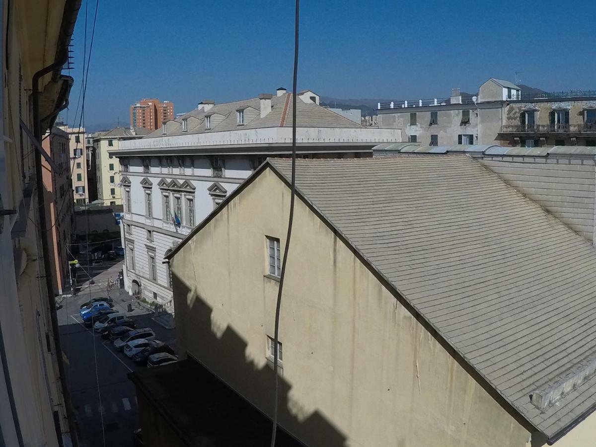 Dietro Il Teatro Modena Genoa Exterior photo